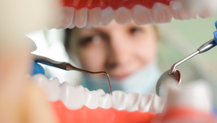 What A Routine Dental Exam Involves